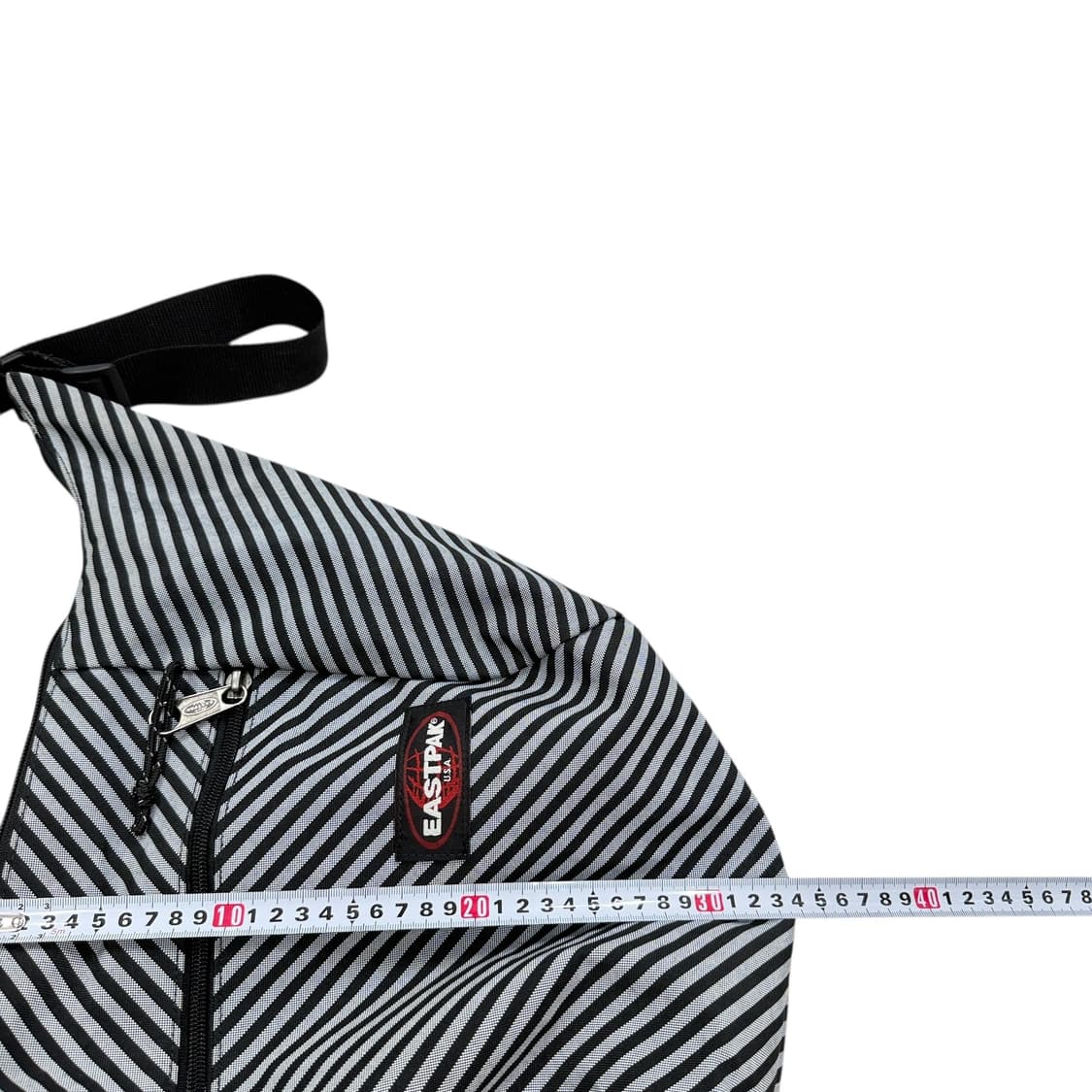 이스트팩 빈티지 스트라이프 반달백 크로스백 가방 상품이미지7