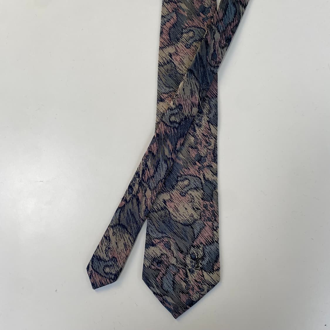 입생로랑(YSL) 명품 정품 심플로고 넥타이 상품이미지2