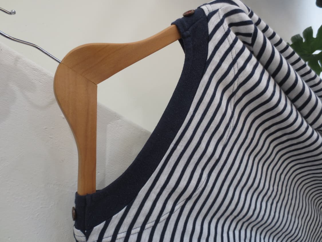 스트라이브 단추 긴팔 티셔츠  상품이미지4