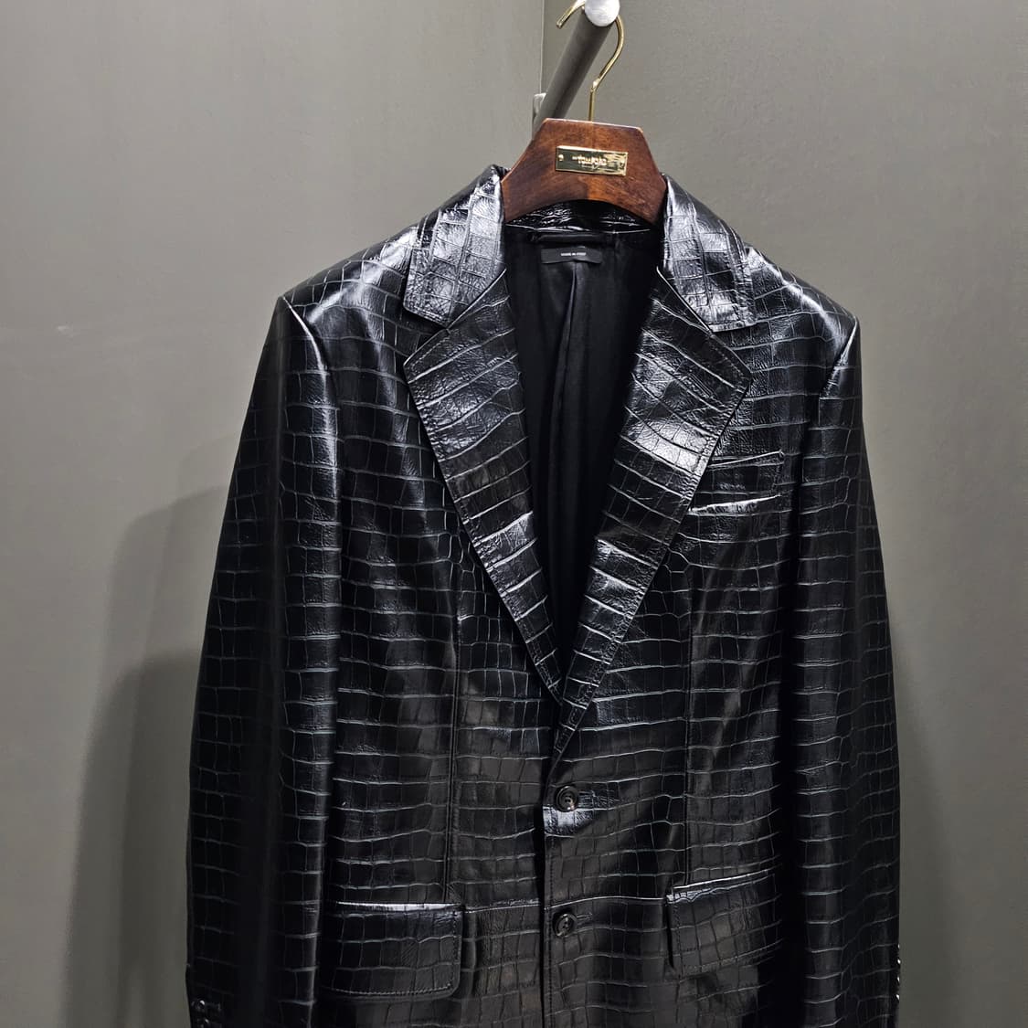 톰포드 크록이펙트 싱글 블레이저 자켓 상품이미지3