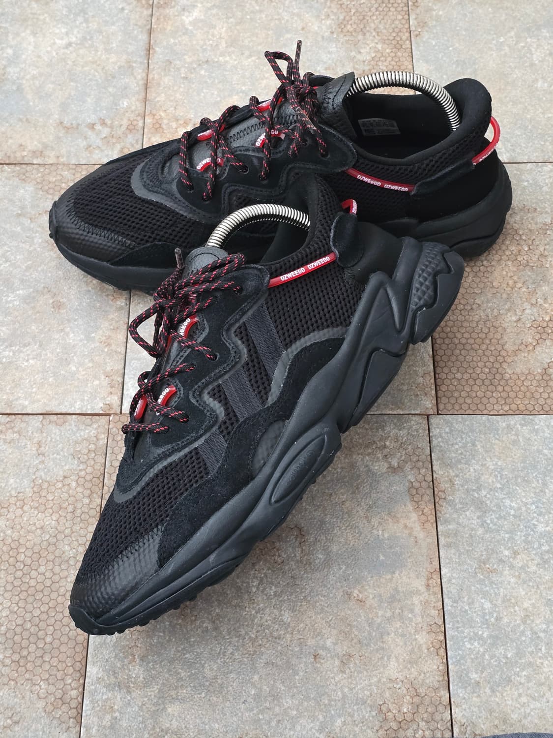 (275)아디다스 오즈위고 블랙 스칼렛 상품이미지3