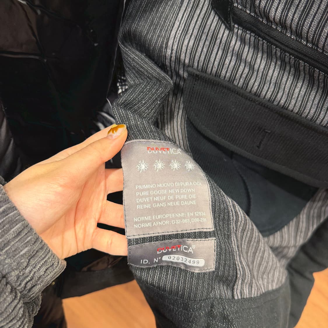 꼼데가르송 준야 와타나베 맨 듀베티카 구스 다운 패딩 코듀로이 카라 블랙 상품이미지8