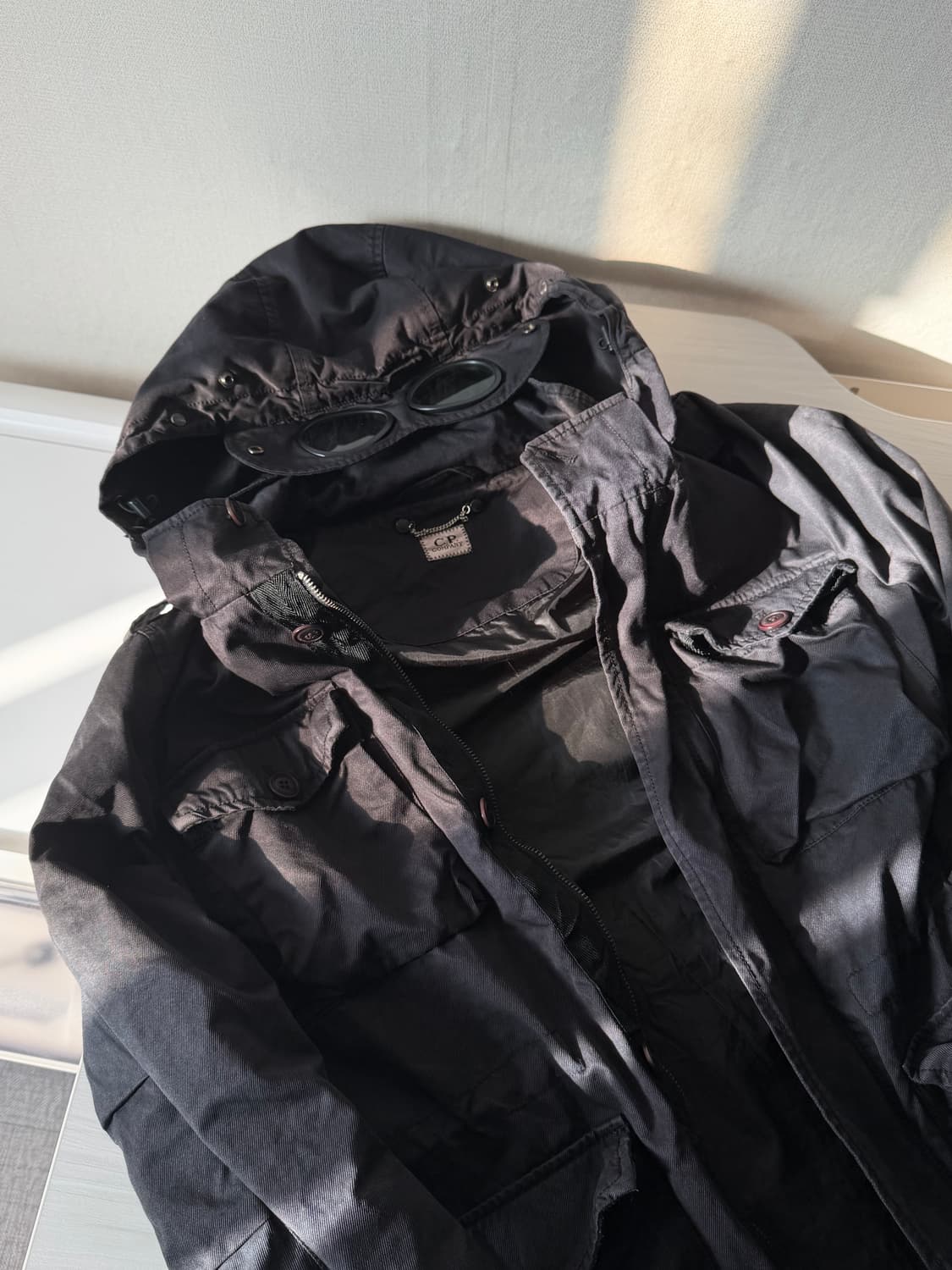 CP컴퍼니 가먼트다잉 워싱 고글 야상 자켓 상품이미지1
