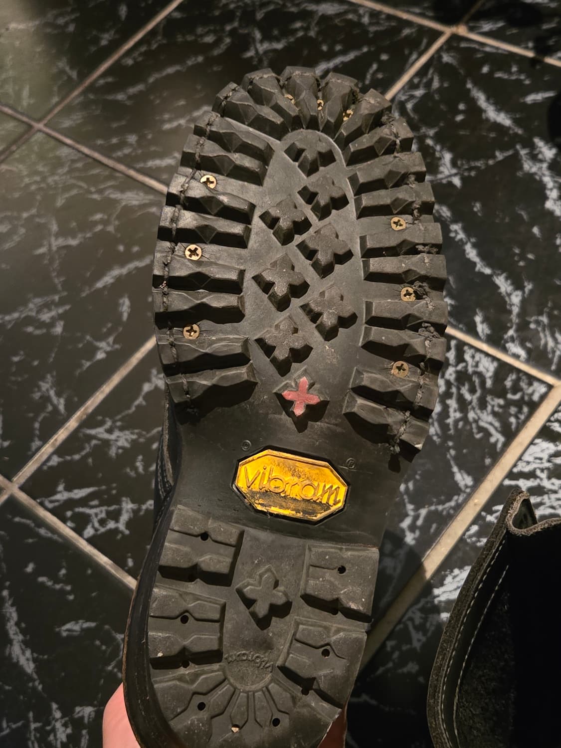 화이츠부츠 스모크점퍼 8d 상품이미지7