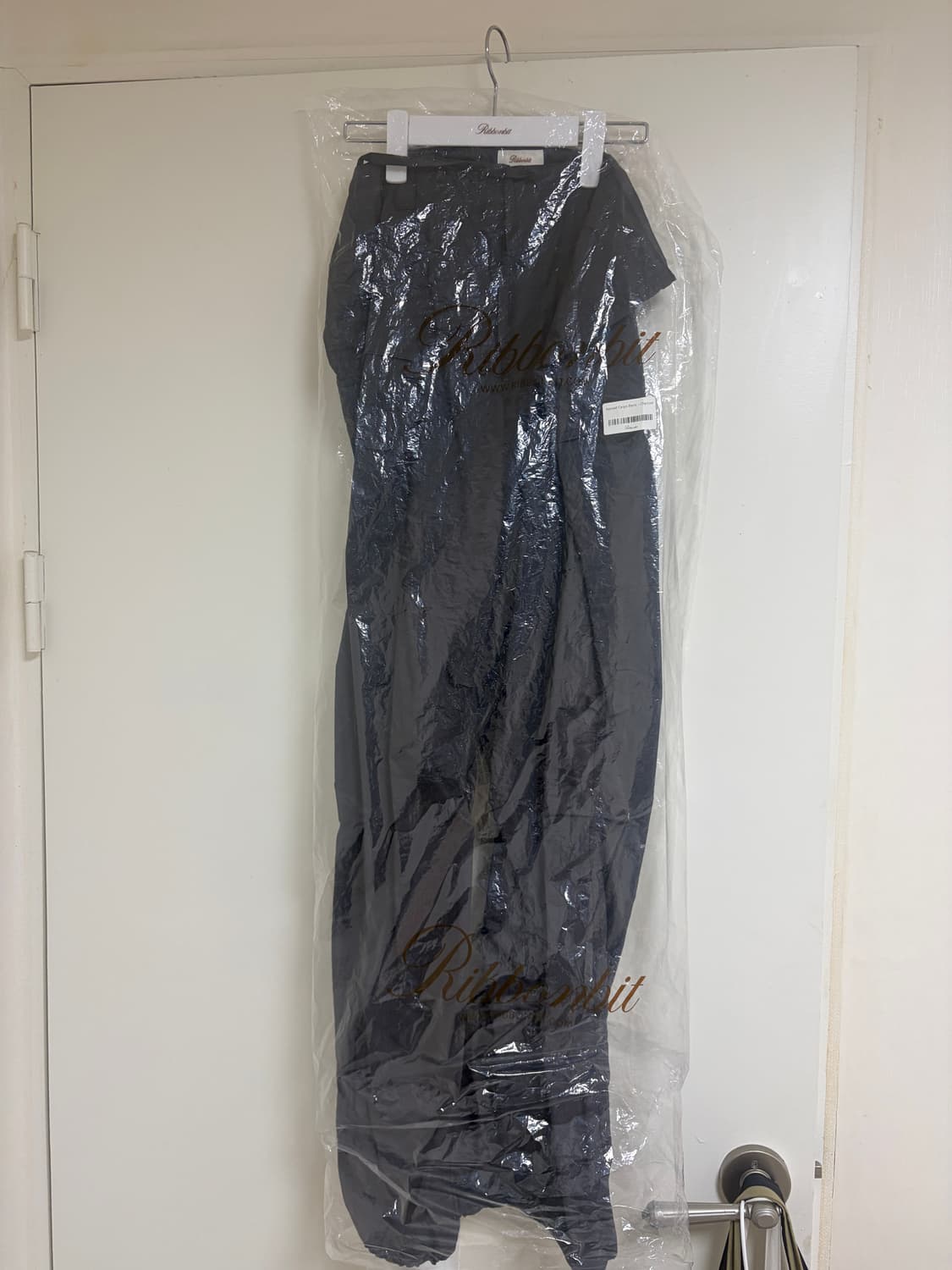 리본빛 Nomad cargo pants 차콜 상품이미지2