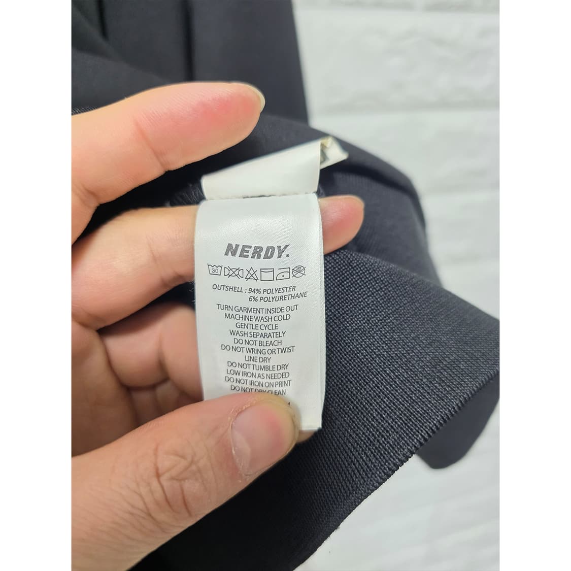 택포// 널디 블랙 트랙탑 M-L 상품이미지3