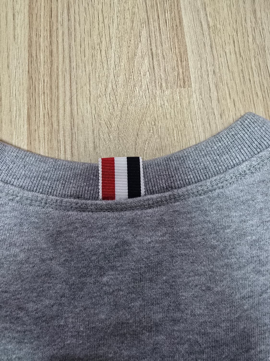 (정품) 톰브라운 사선완장 그레이 6사이즈 상품이미지6