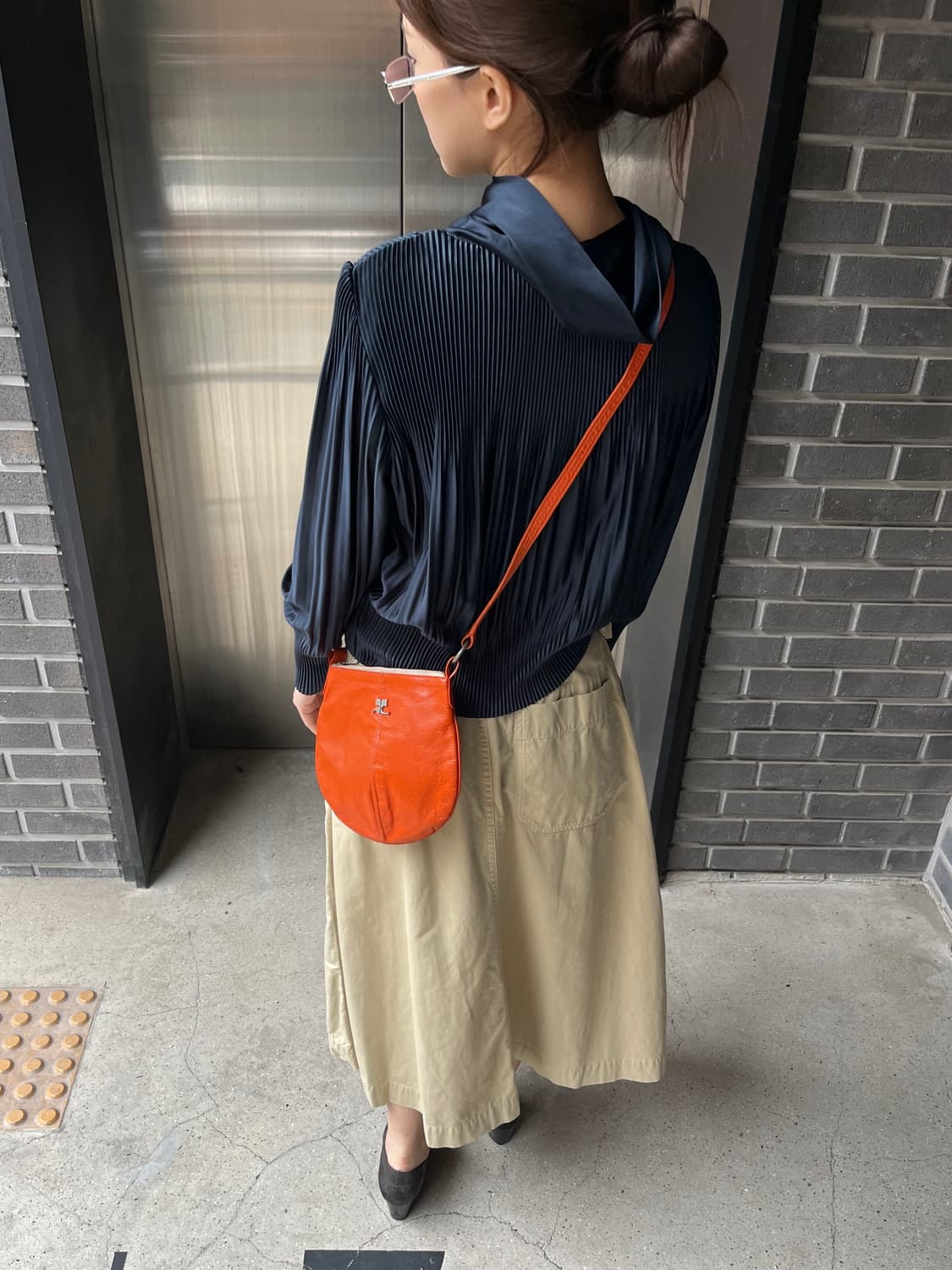 90s Courréges 꾸레쥬 소가죽 로고 미니백 상품이미지2