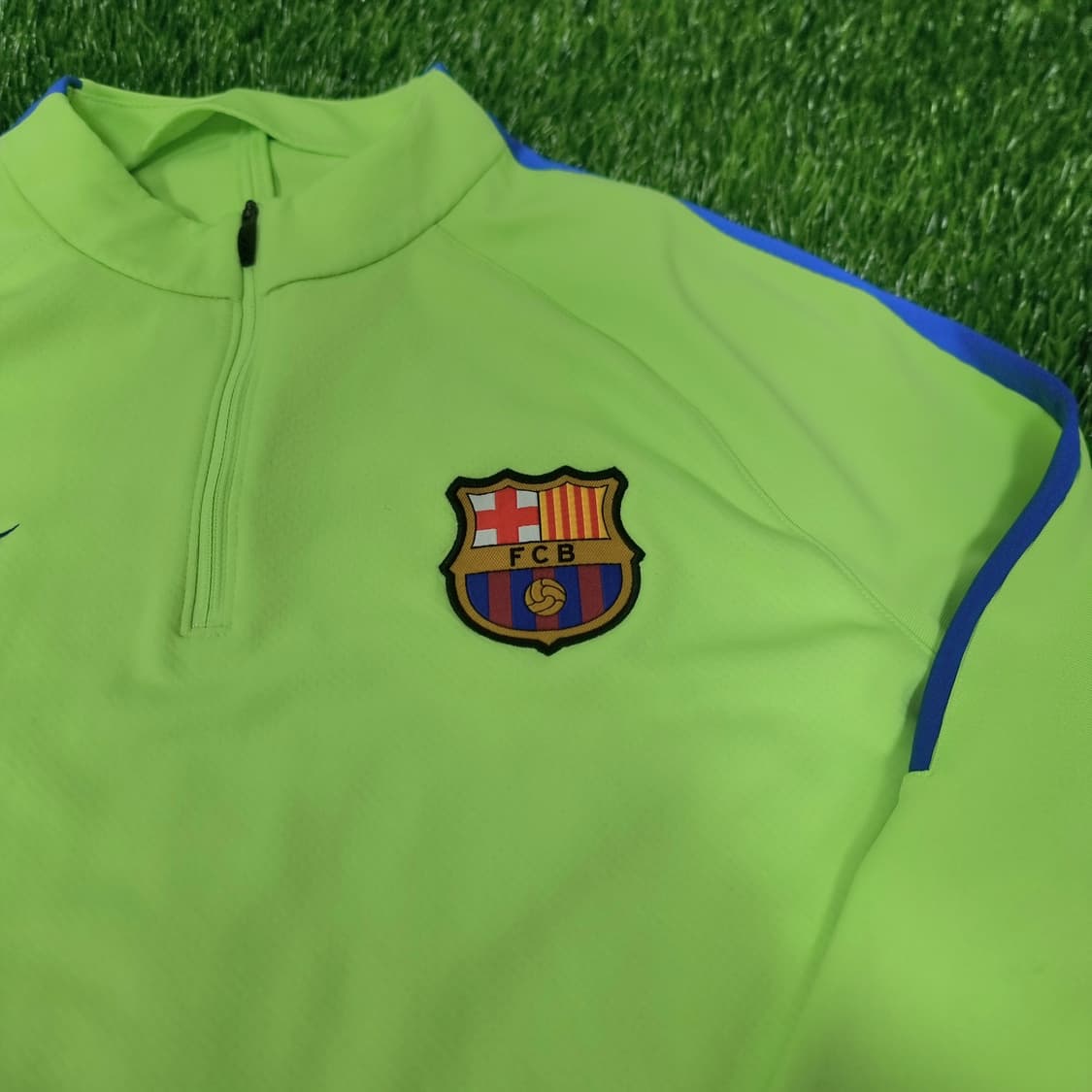 16-17시즌 바르셀로나 나이키 드릴탑 상품이미지3