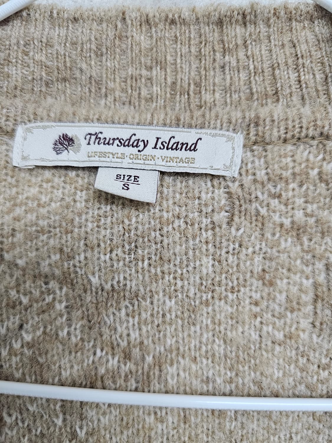 써스데이아일랜드 니트 가디건 상품이미지8