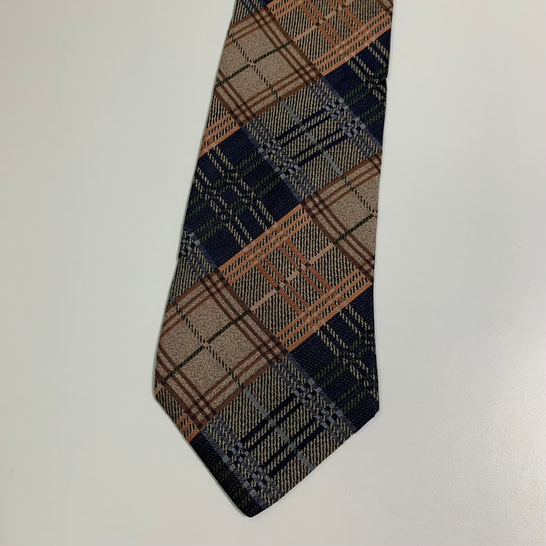 발렌시아가(BALENCIAGA) 체크넥타이 명품 100실크 A+등급 상품이미지10