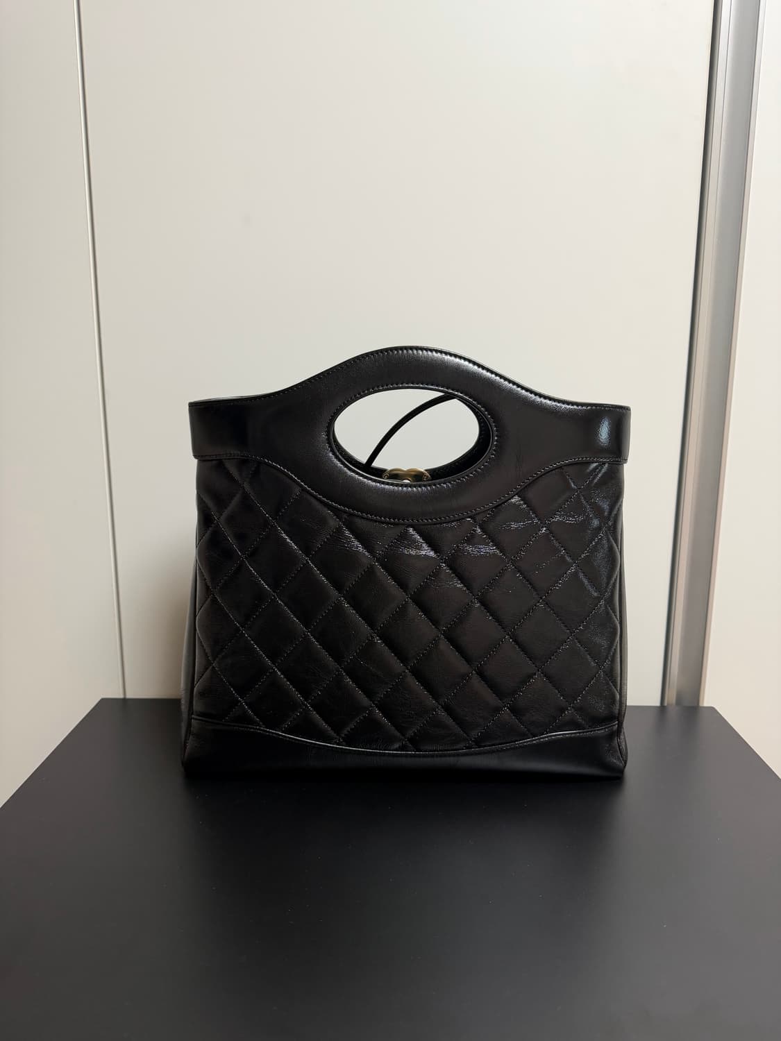 샤넬 31백 스몰 쇼핑백 상품이미지5