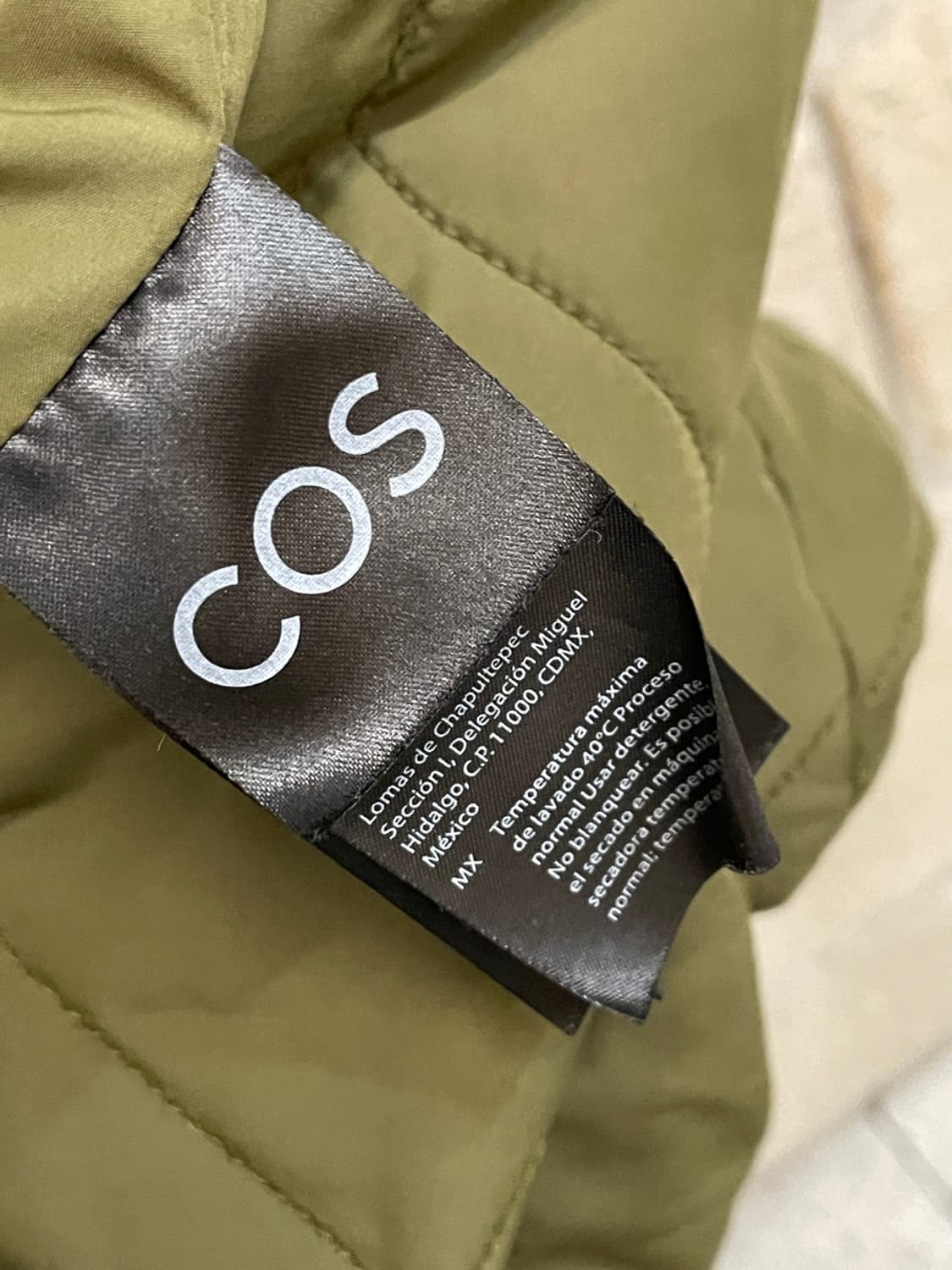 코스 퀼팅 롱 코트 상품이미지7