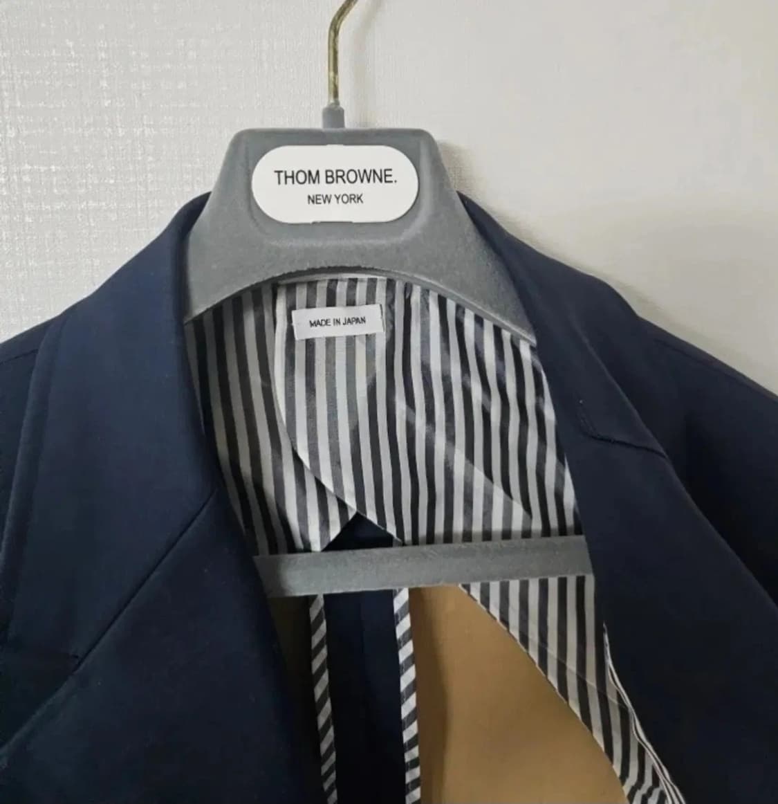 톰브라운 앵커자수 금장코트(1/간지끝판왕/매장정품) 상품이미지7