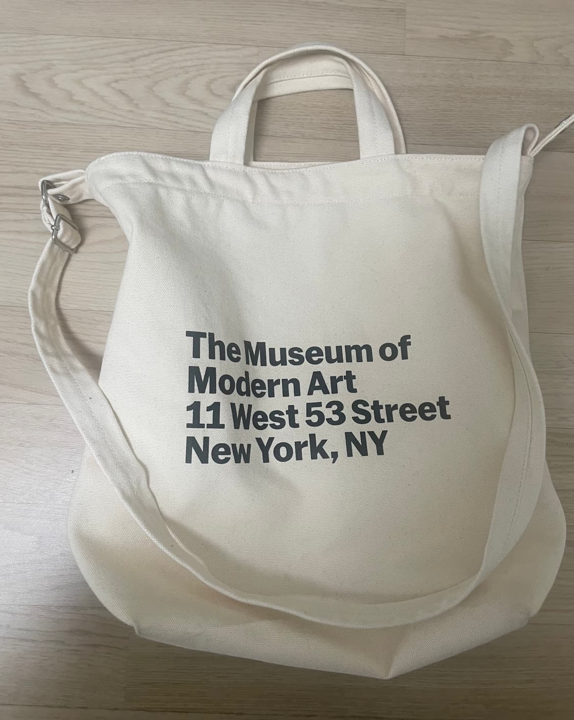 모마 바쿠 에코백 팝니다. 상품이미지1