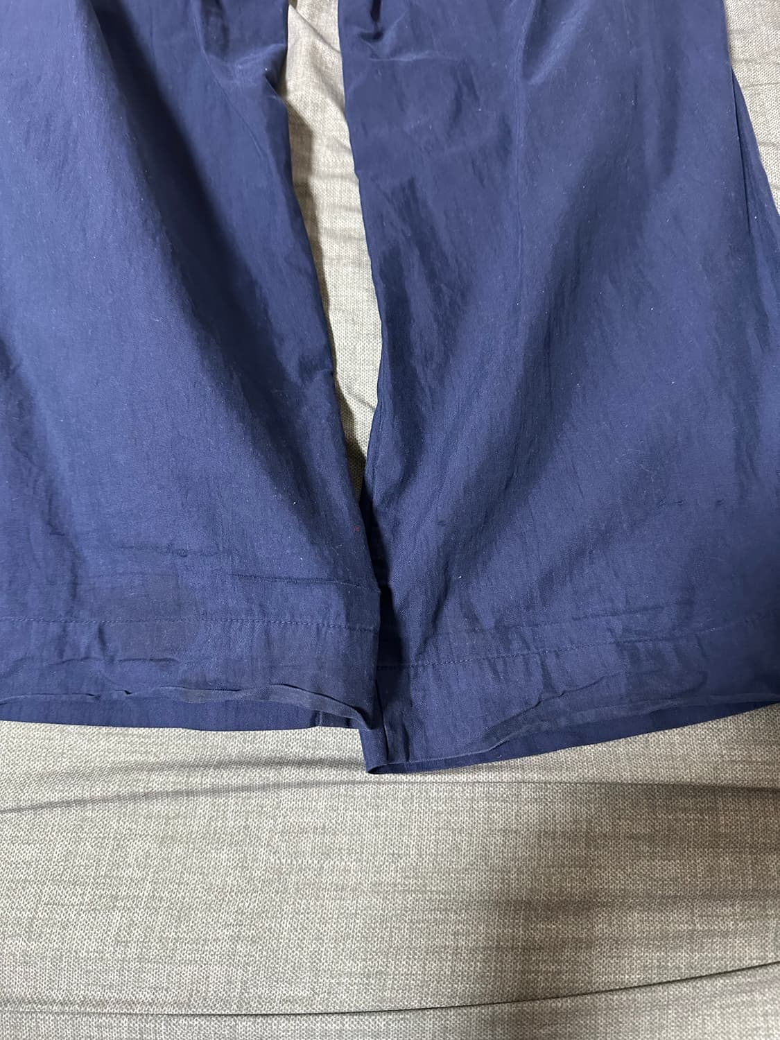 폴로 랄프로렌 네이비 나일론 팬츠 착샷O 상품이미지5