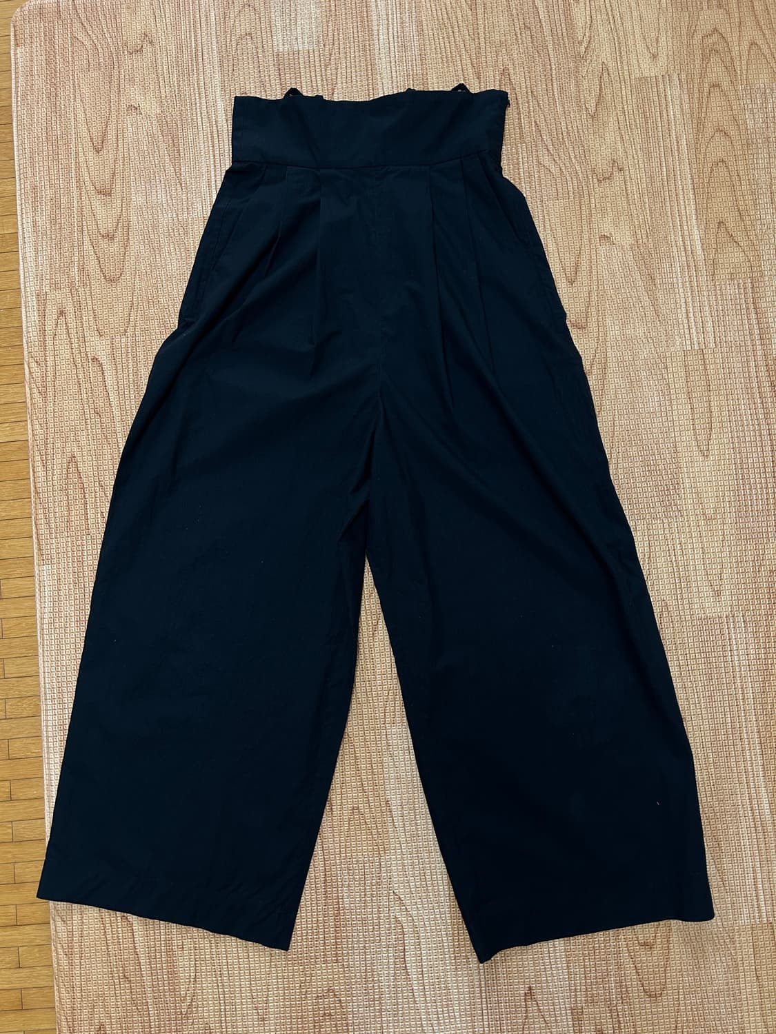 엔폴드 오버롤 디테일 와이드팬츠 상품이미지8