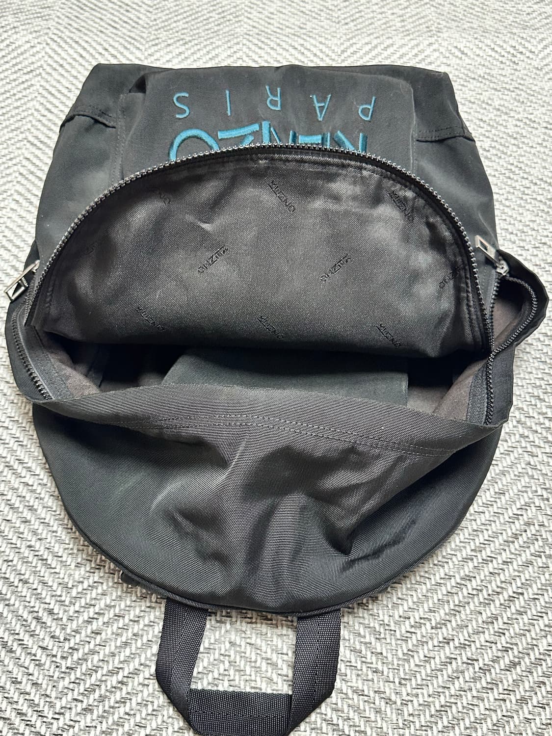 Kenzo 겐조 자수 타이거 블랙 백팩 상품이미지3