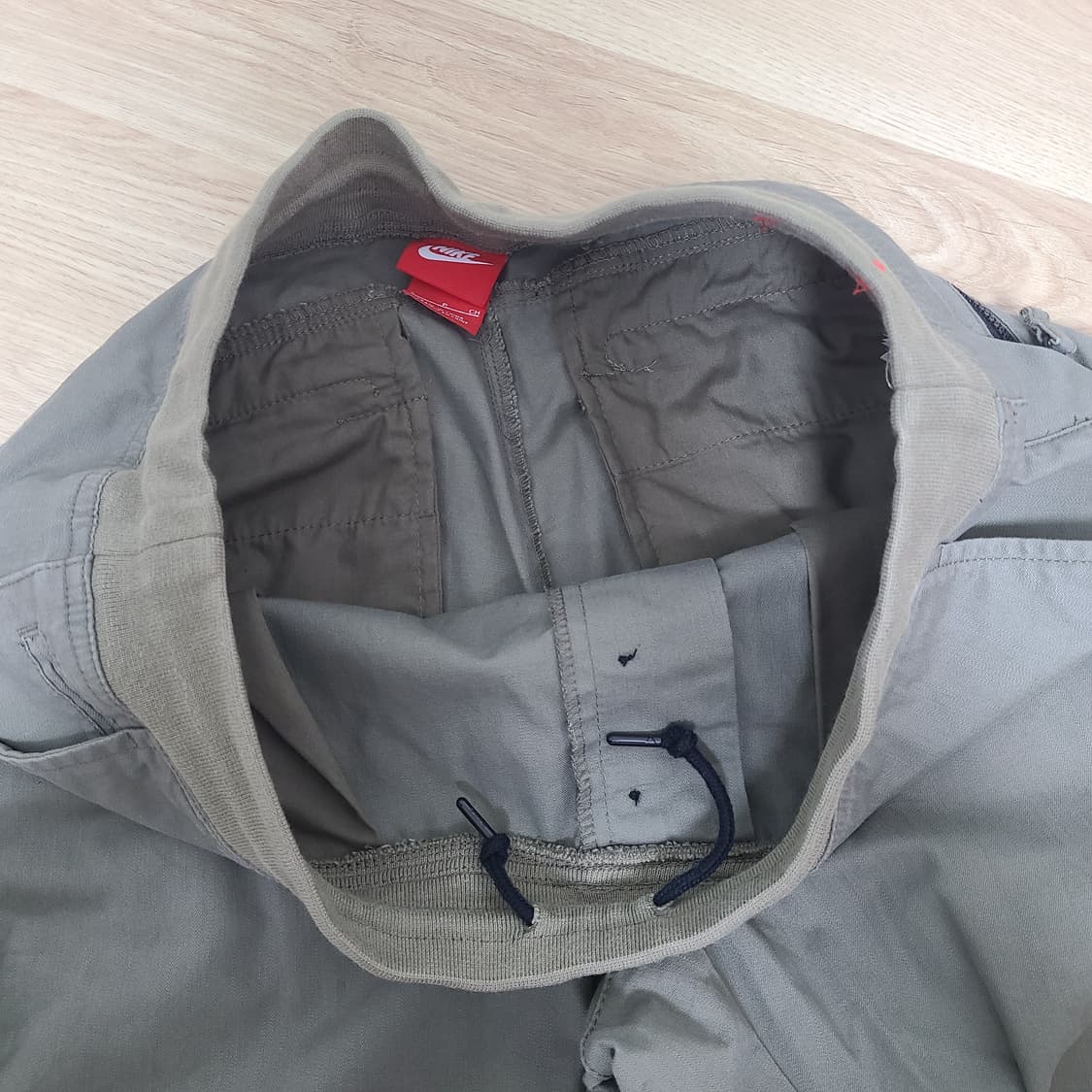 나이키 테크 팬츠 카키 상품이미지5