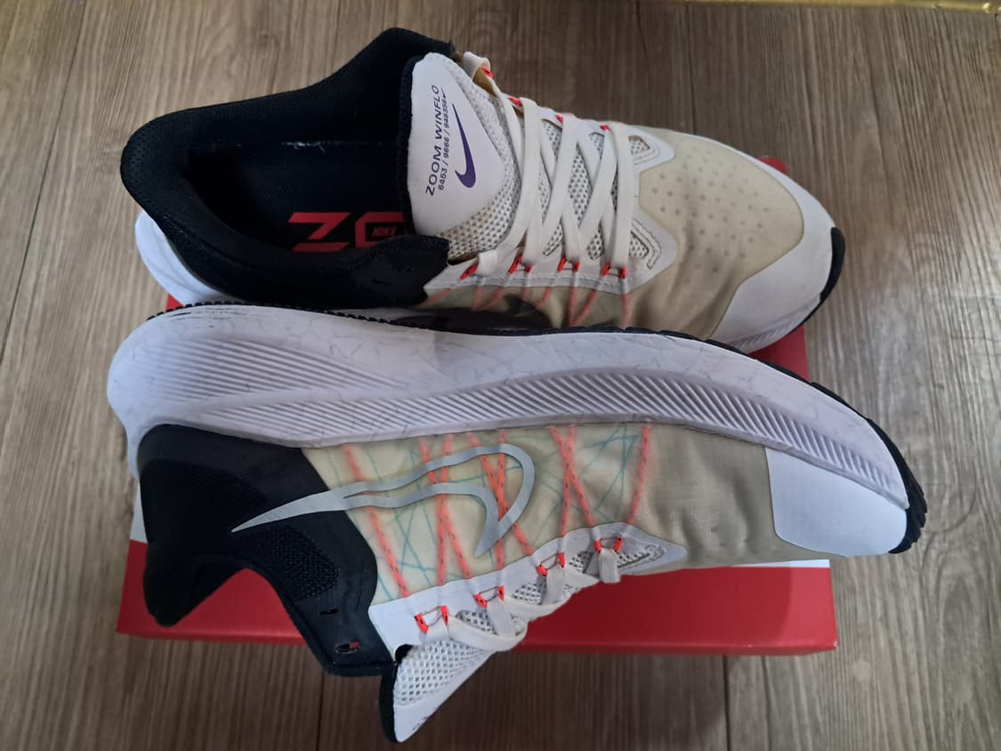 나이키 줌 윈플로 런닝화 250 상품이미지4