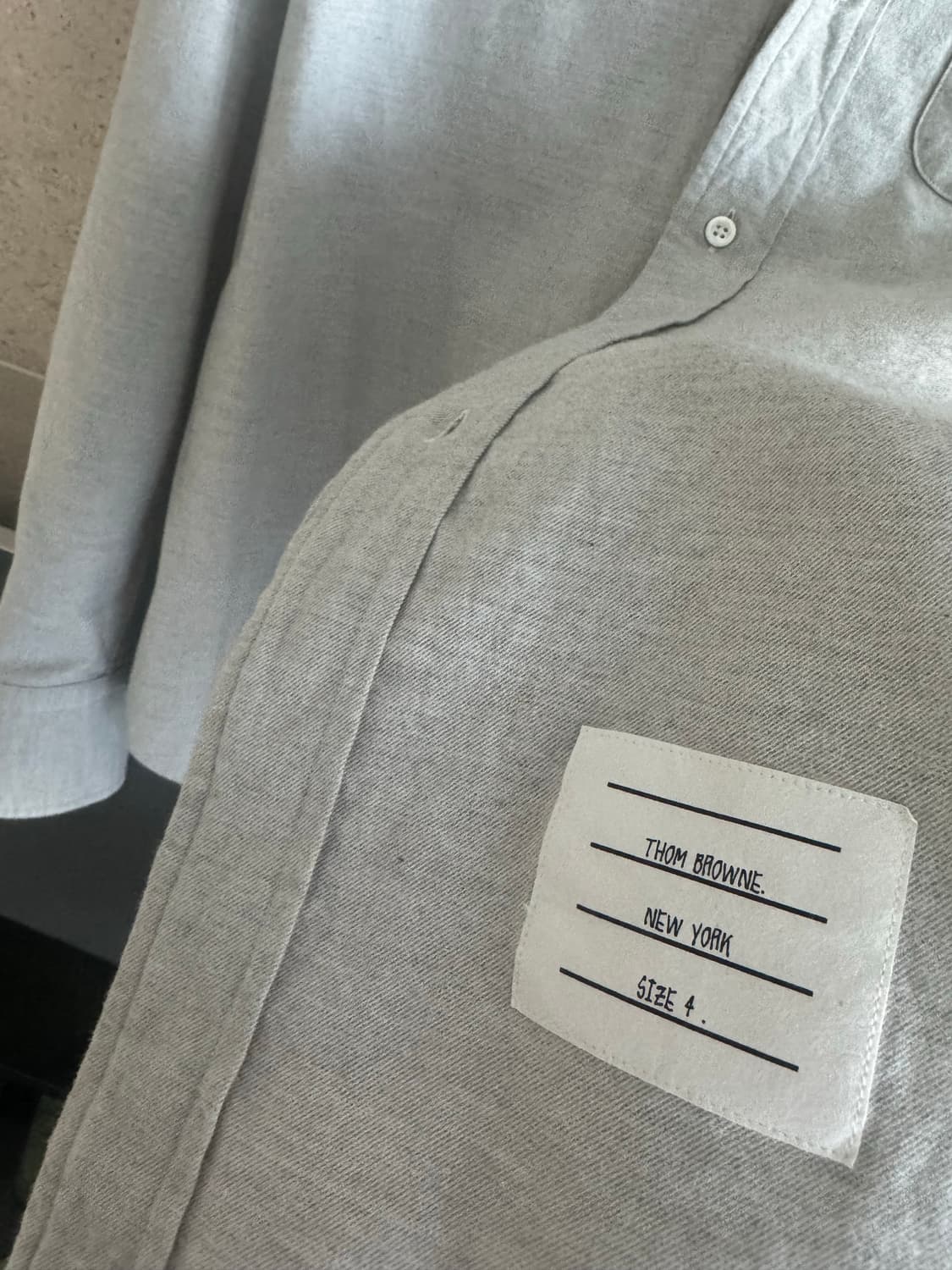 톰브라운 셔츠 상품이미지3