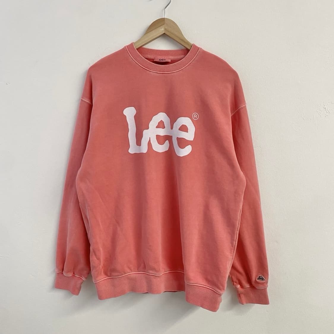 M] LEE 리 피그먼크 핑크 맨투맨 상품이미지1