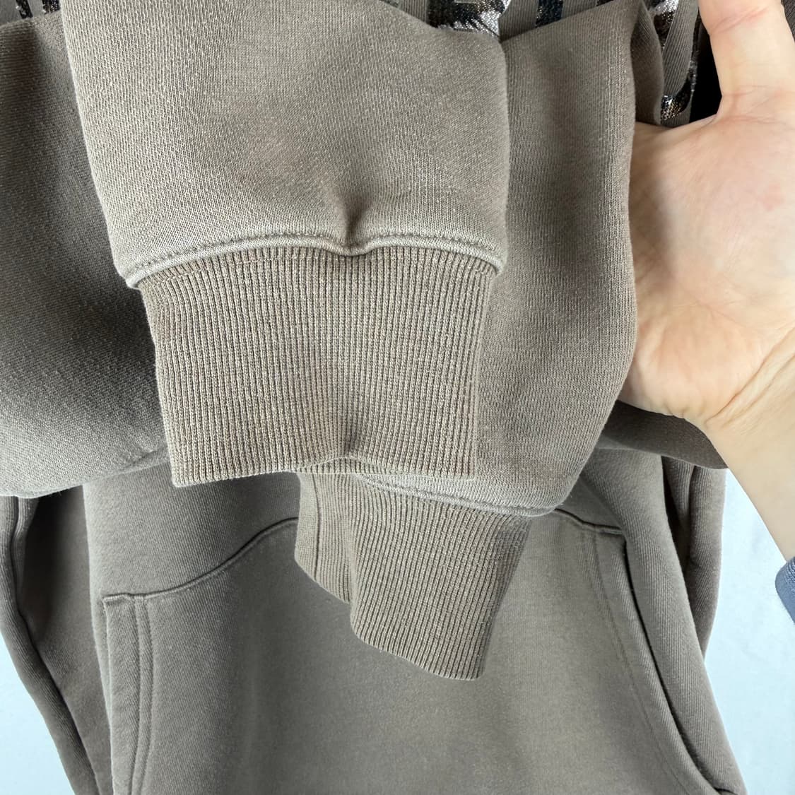 (무료배송)L) 버커루 로고 후드 티 브라운 상품이미지5