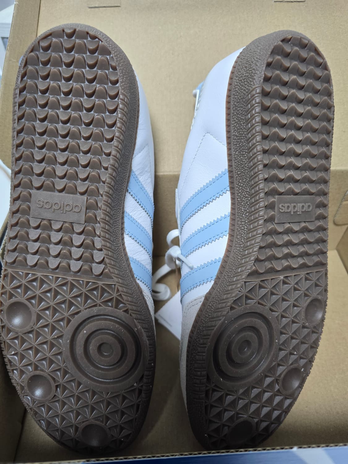 아디다스 삼바 OG 화이트 스카이 상품이미지4