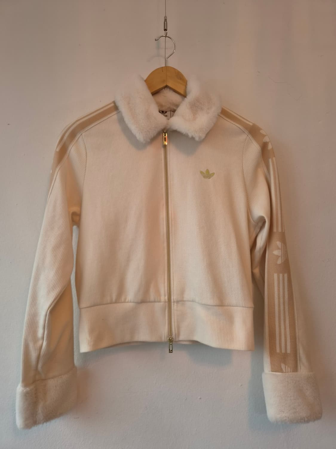 아디다스 여성 스키시크퍼자켓 M사이즈 상품이미지2