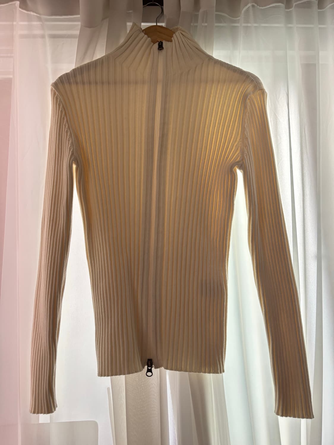 아모멘토 골지 투웨이 가디건 수사샤착용 상품이미지4