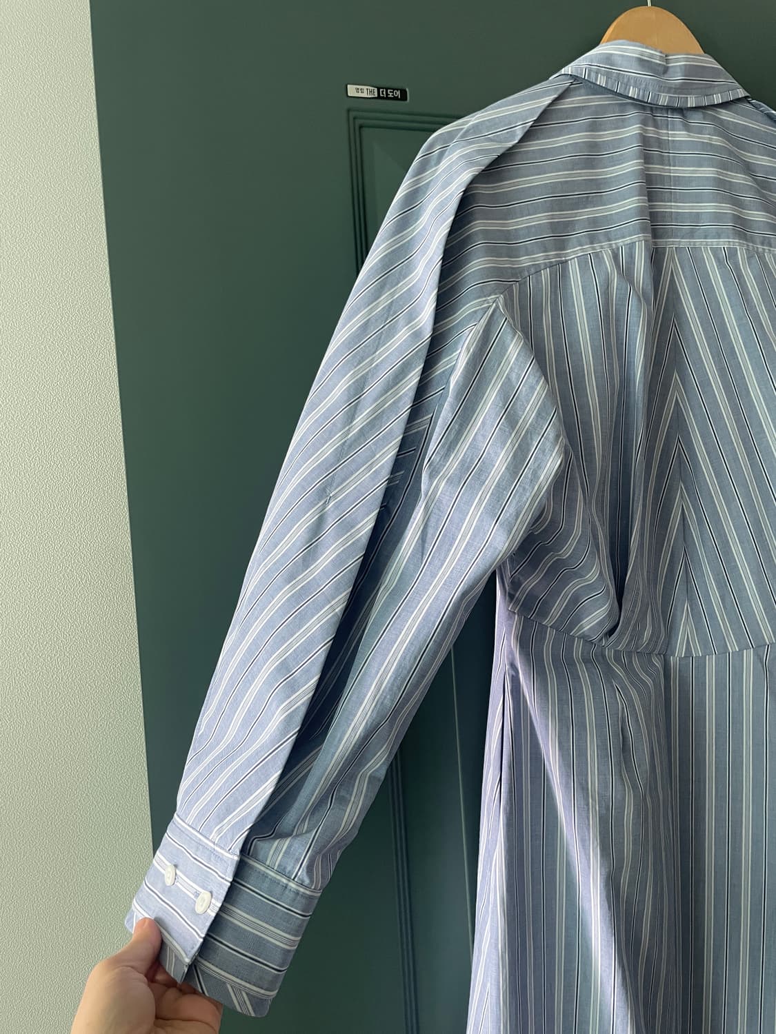 COS  스트라이프 셔츠 원피스 38size 상품이미지8