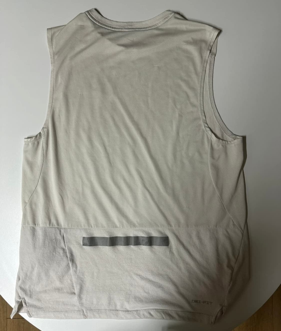 나이키 Dri-FIT 민소매 운동 티셔츠 (M) 상품이미지2