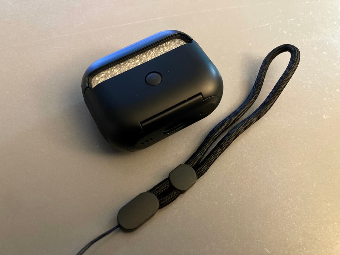 (새상품)에어팟 프로2 마그네틱 락 범퍼 케이스 상품이미지3