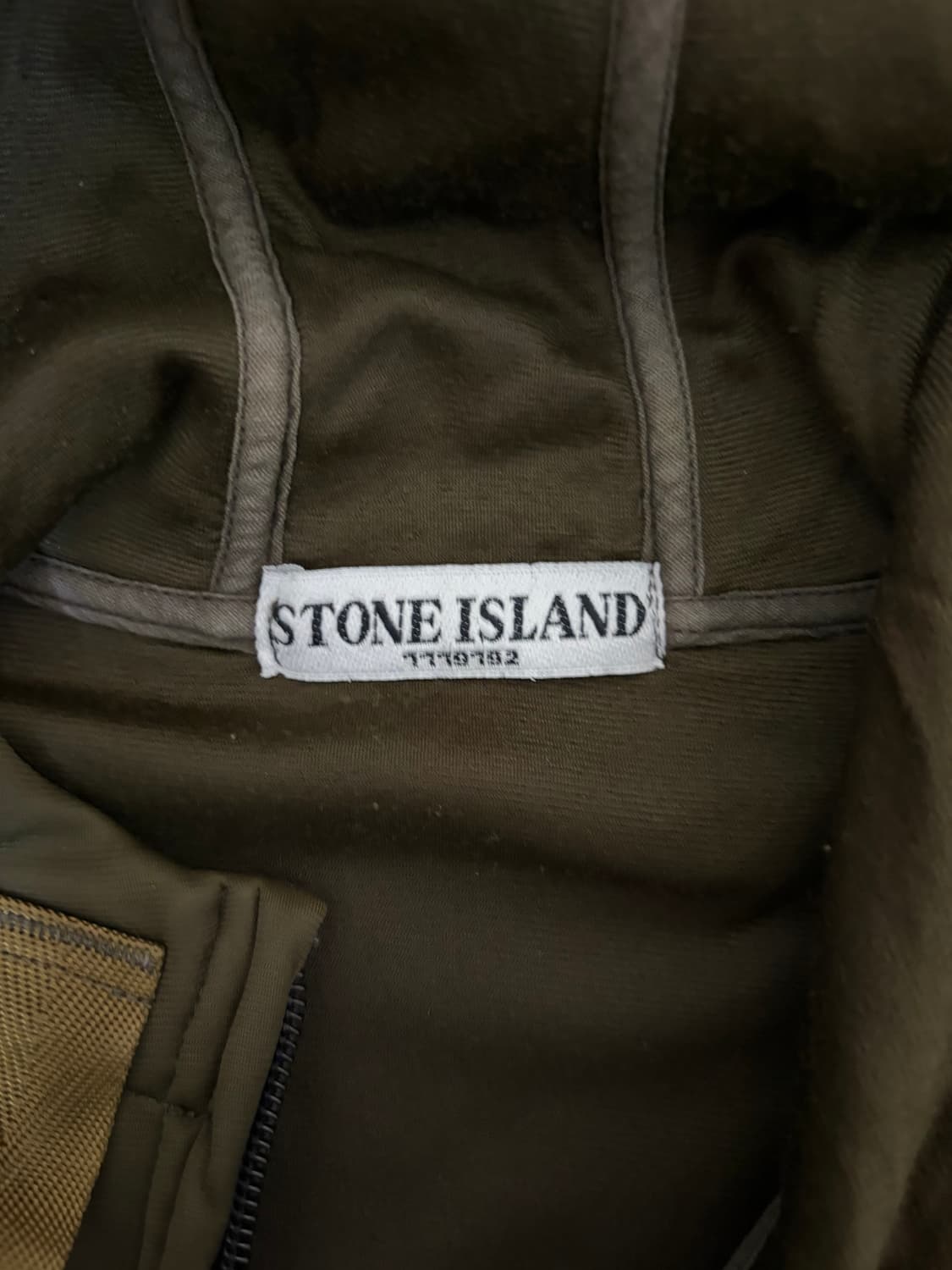 스톤아일랜드 소프트쉘 L 상품이미지4