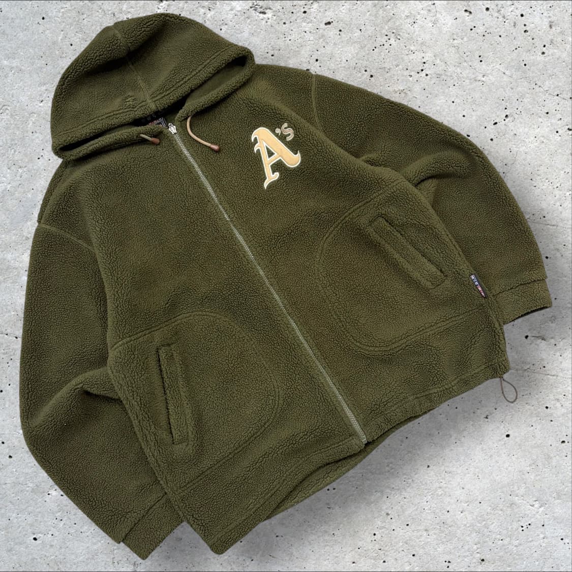 [100] MLB 엠엘비 오클랜드 카키색 뽀글이 후드집업 점퍼 C849 상품이미지1