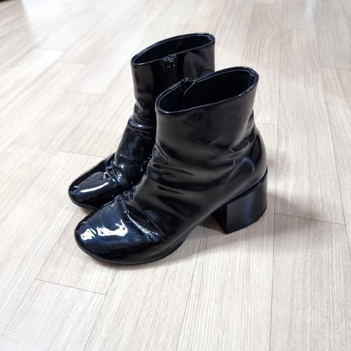 메종마르지엘라 MM6 앵클부츠 슈즈 (표기36) 사용감있음 상품이미지2