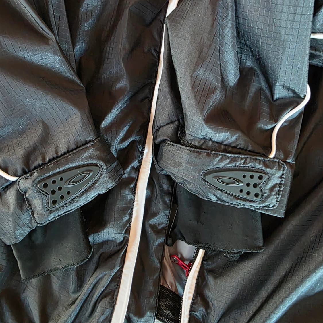 민트급!! 오클리 아카이브 스노우보드 바람막이 자켓 XL(내피포함) 상품이미지5