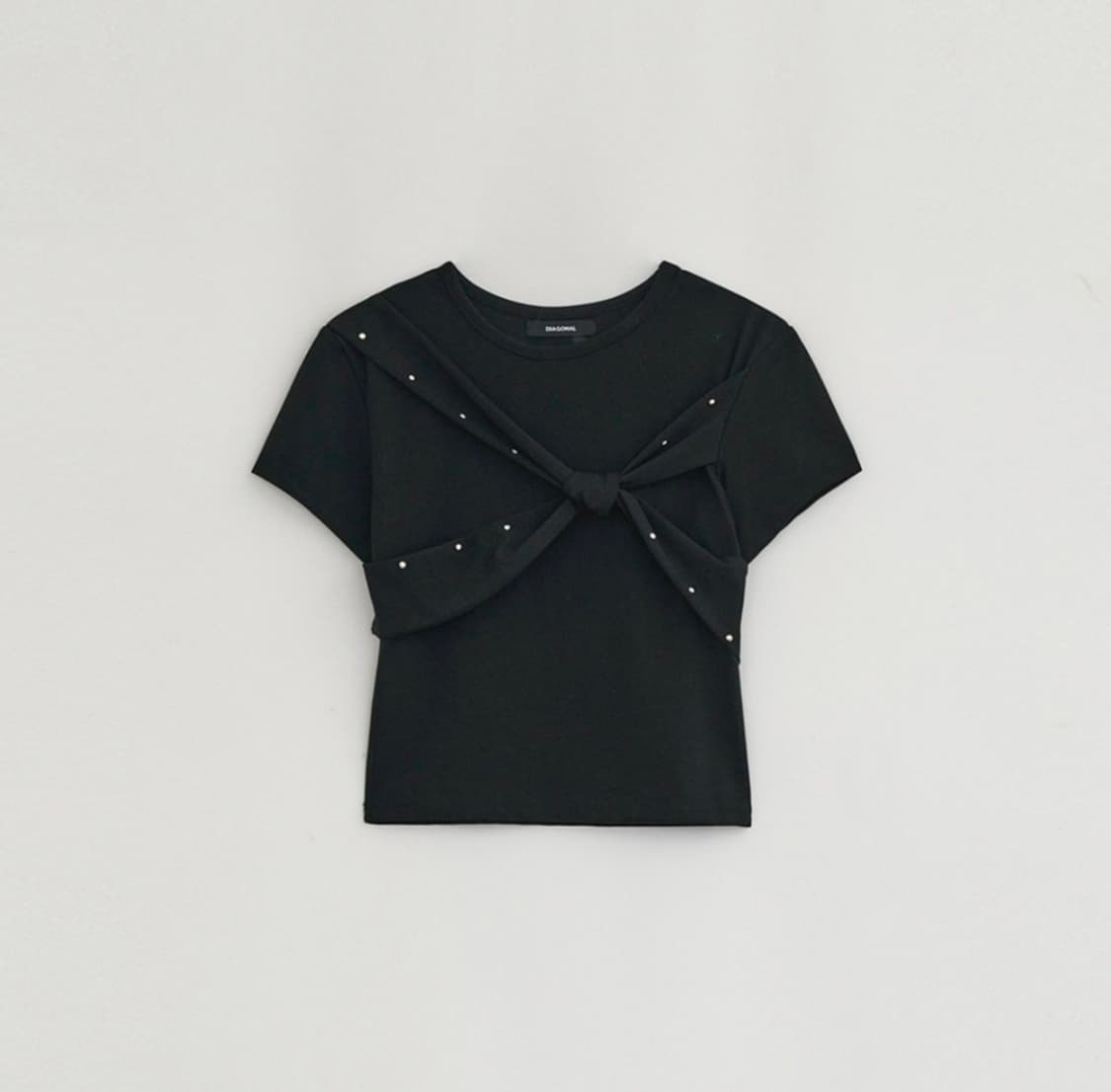 다이애그널 블랙 tie crop top 상품이미지1