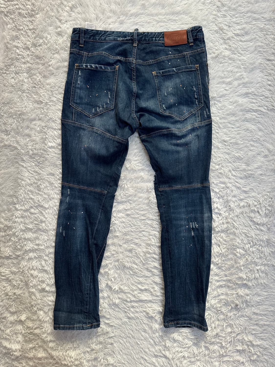 디스퀘어드2 남성 슬림핏 데미지 페인트 청바지 52 상품이미지4