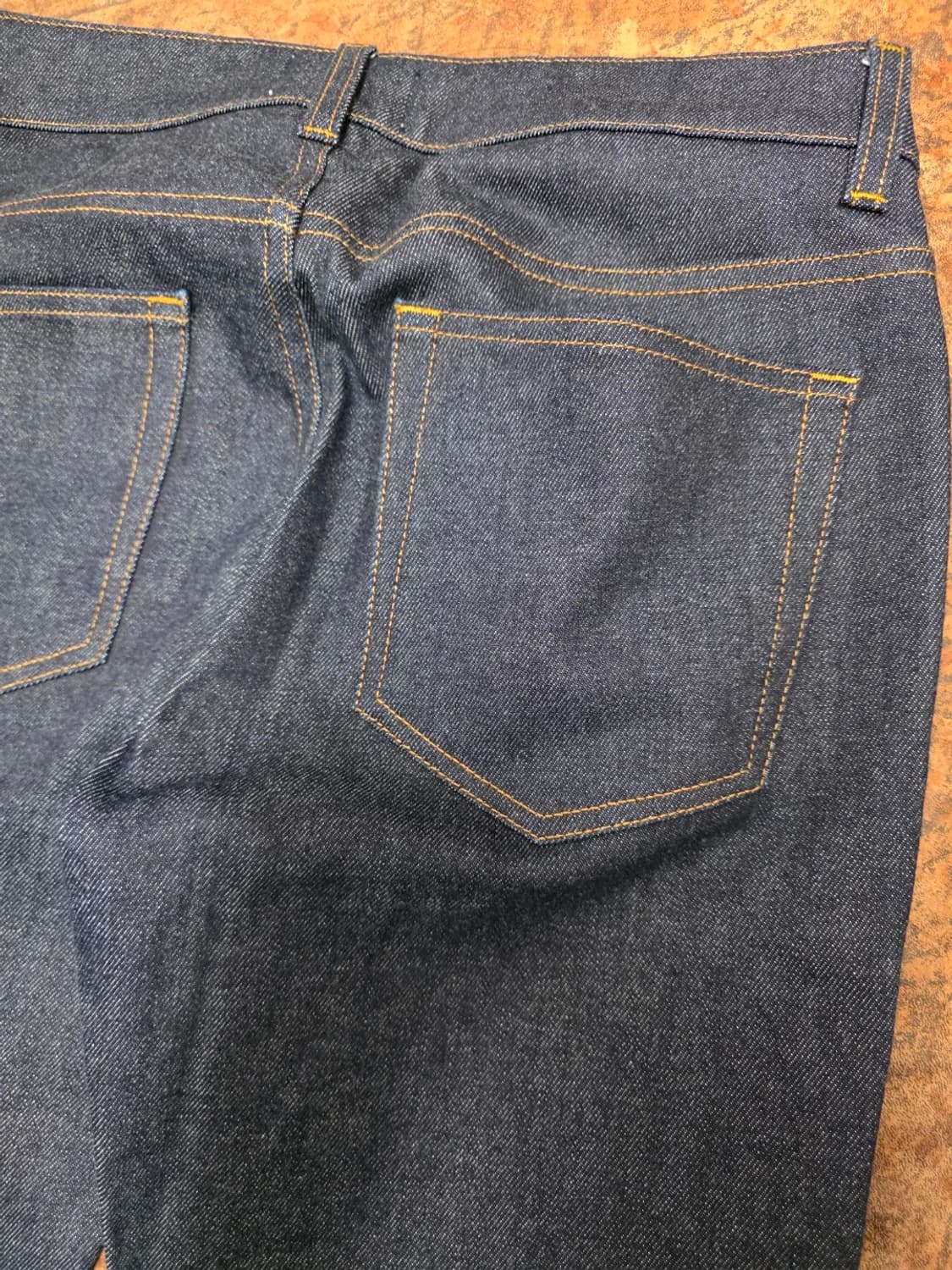 아크네스튜디오 슬림 스키니핏 생지 데님 팬츠 31 상품이미지7