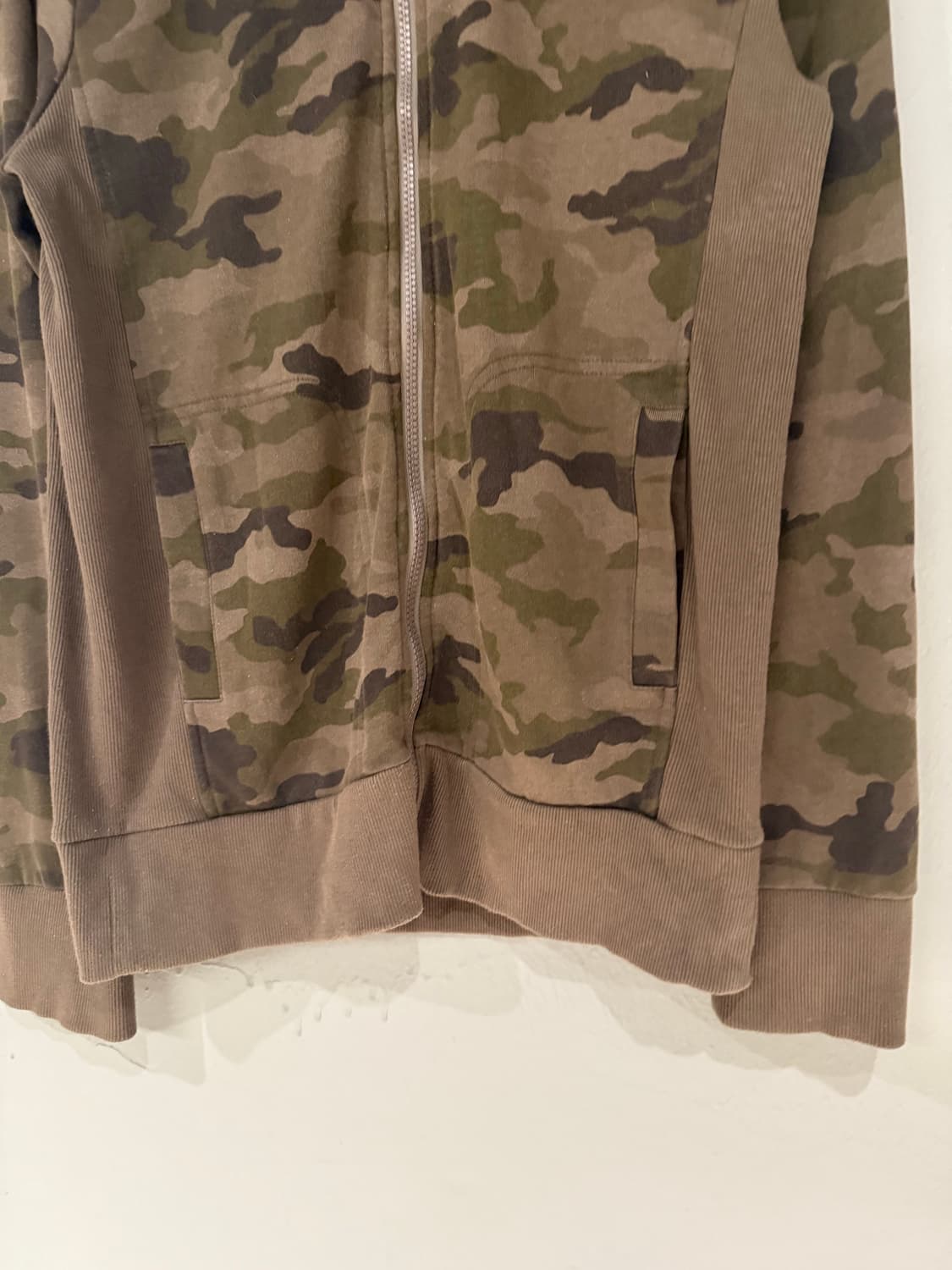 camo pattern high-neck 2-way zip-up 상품이미지7