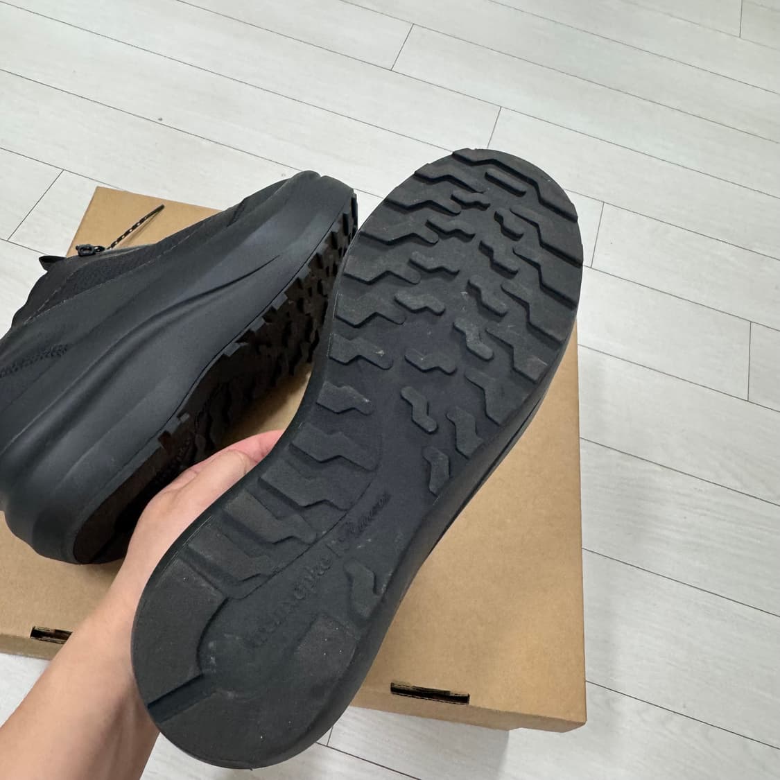 아카이브앱크x리본빛 스니커즈 상품이미지7