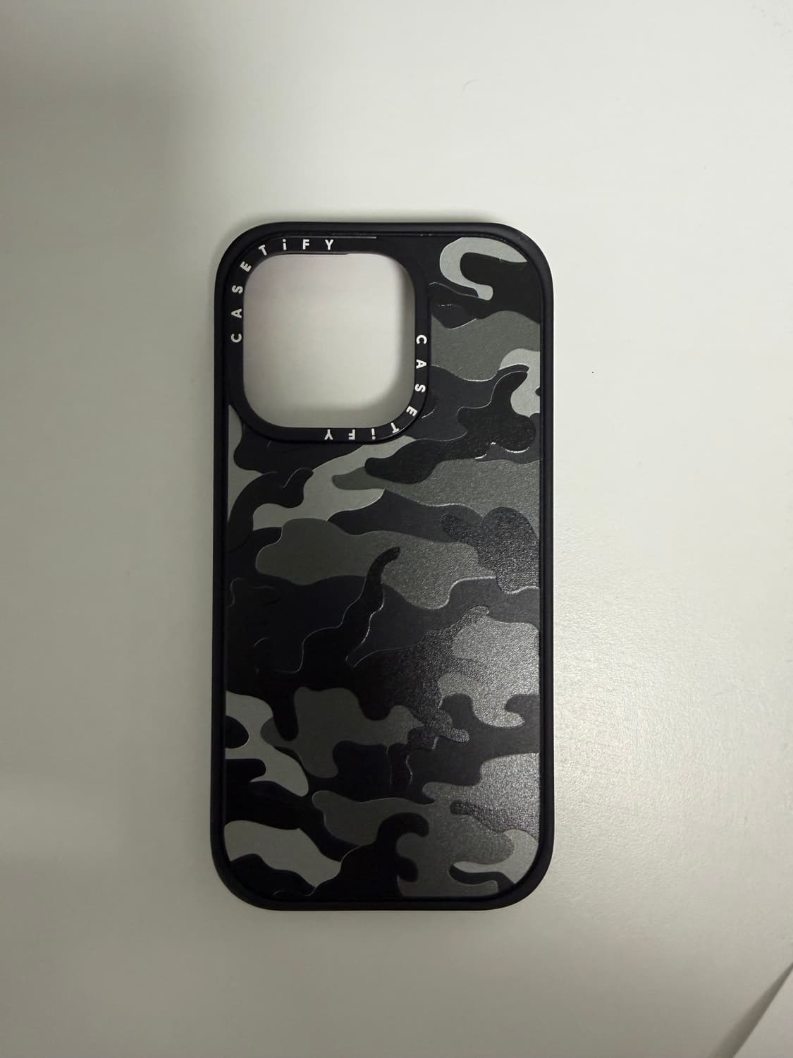 아이폰 15 pro 케이스티파이 카모 케이스 상품이미지1