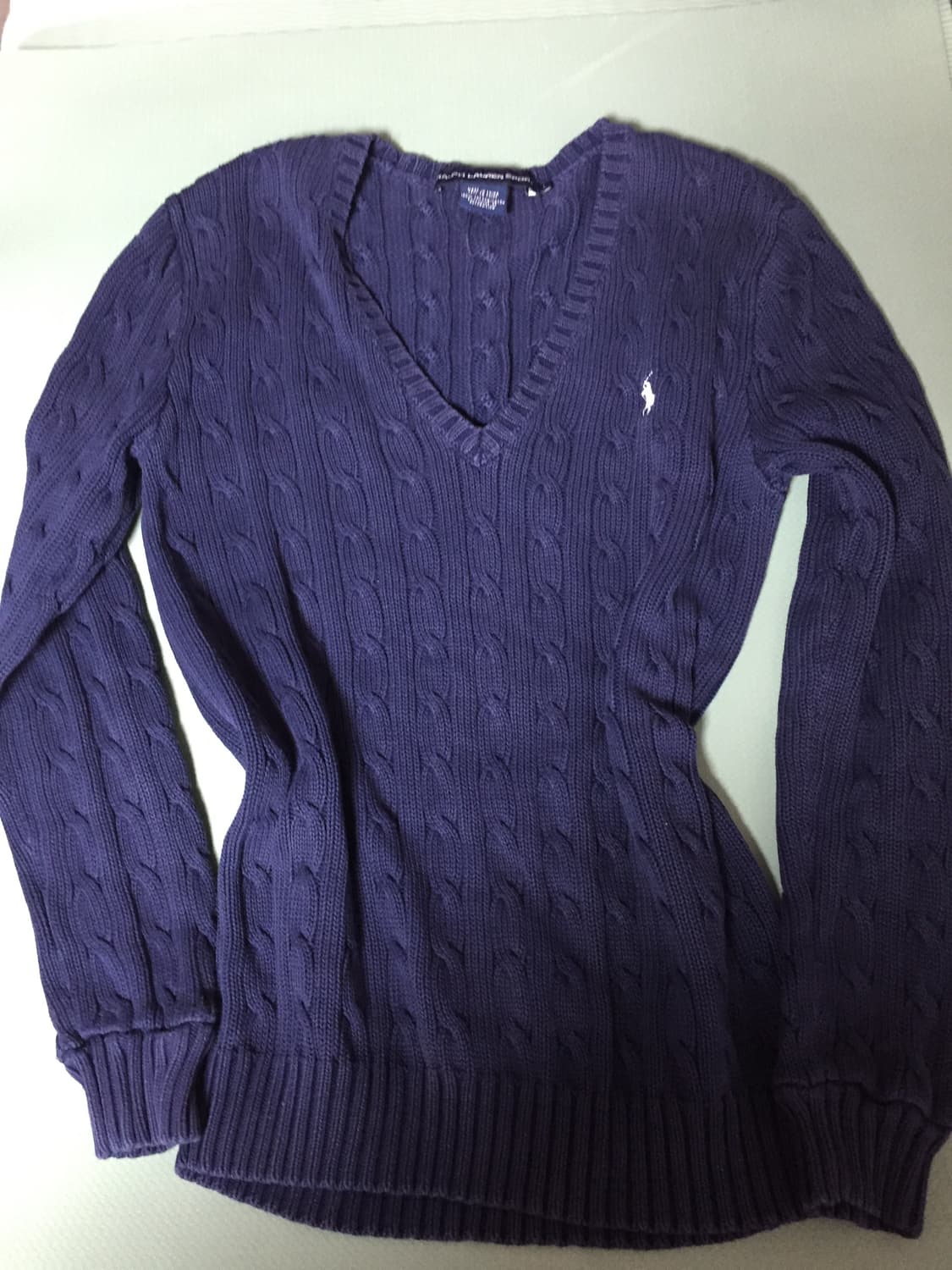 폴로 브이넥 상품이미지1