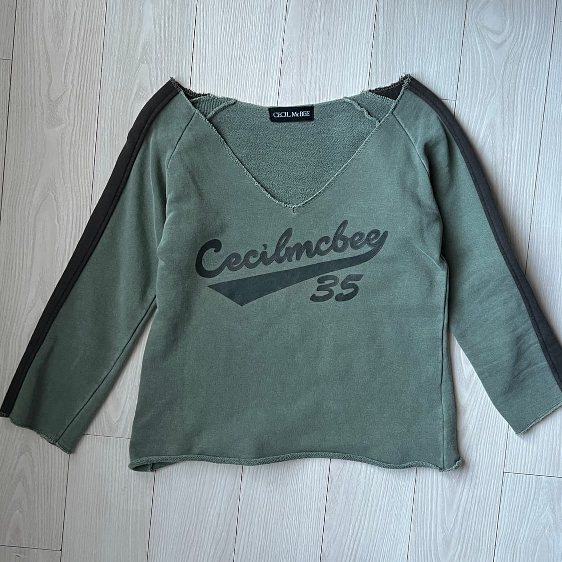 CECIL MCBEE v neck t-shirt 상품이미지5