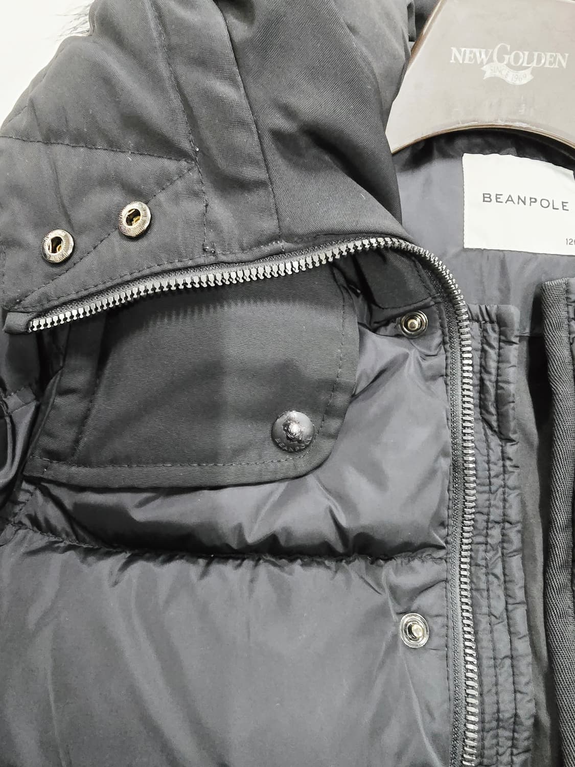 빈폴키즈 블랙 퍼 후드 다운패딩 점퍼120 상품이미지7