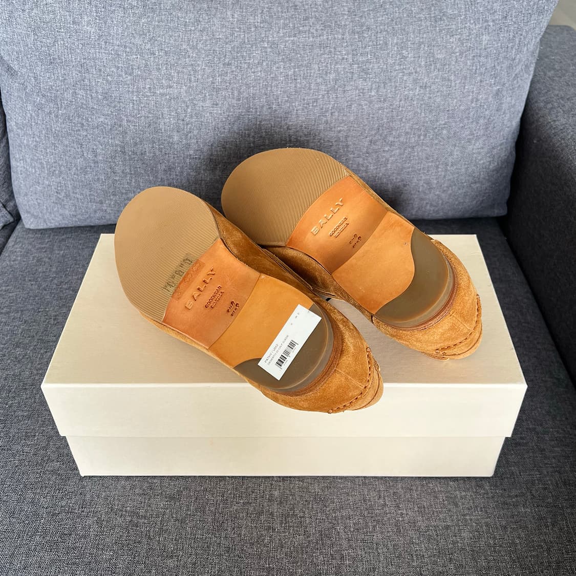 발리 FW24 PATHY 스웨이드 로퍼 상품이미지3