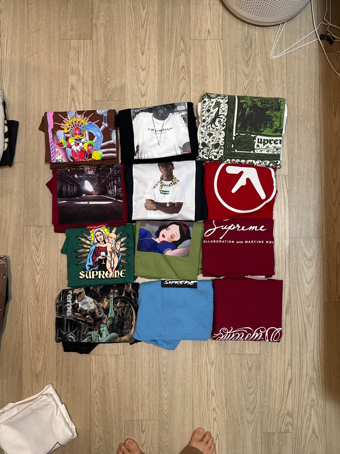 슈프림 24SS 세인트 세바스찬 롱슬리브 화잍 상품이미지3