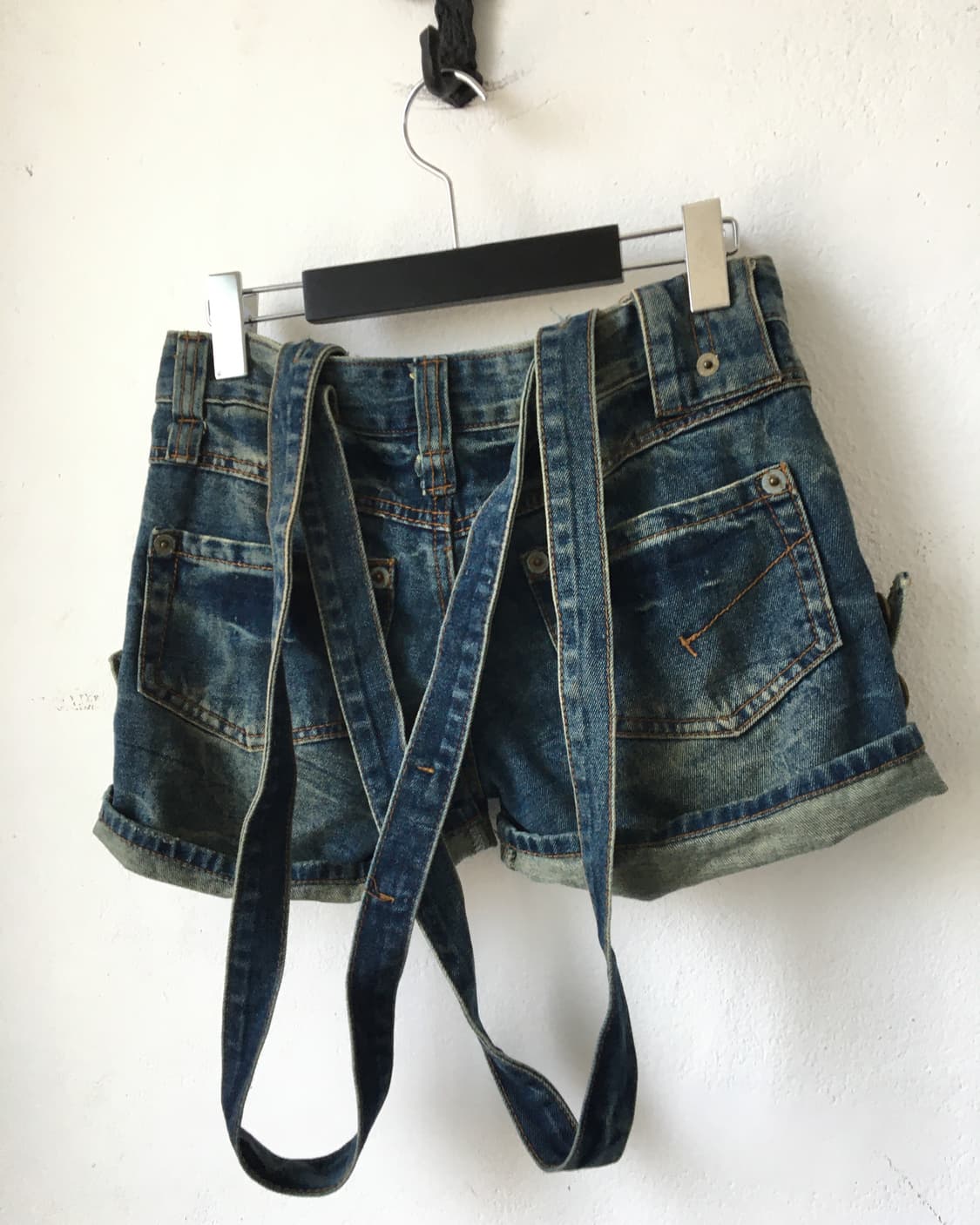 Suspender point denim short 상품이미지3