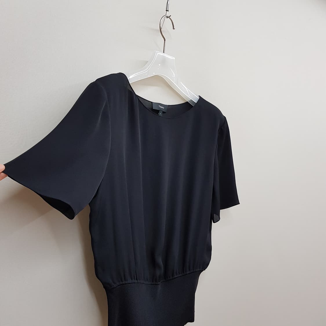 띠어리 Theory 실크 배색 밴딩 블라우스 P사이즈 상품이미지4